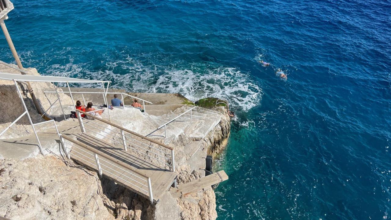 Luxurious Villa At A Unique Spot Agios Nikolaos  Buitenkant foto